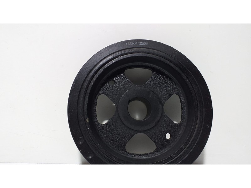 Recambio de polea cigueñal para toyota auris hybrid active referencia OEM IAM 2ZRFXE 67440 