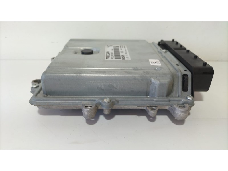 Recambio de centralita motor uce para volvo xc60 2.4 diesel cat referencia OEM IAM P31303388 77031 