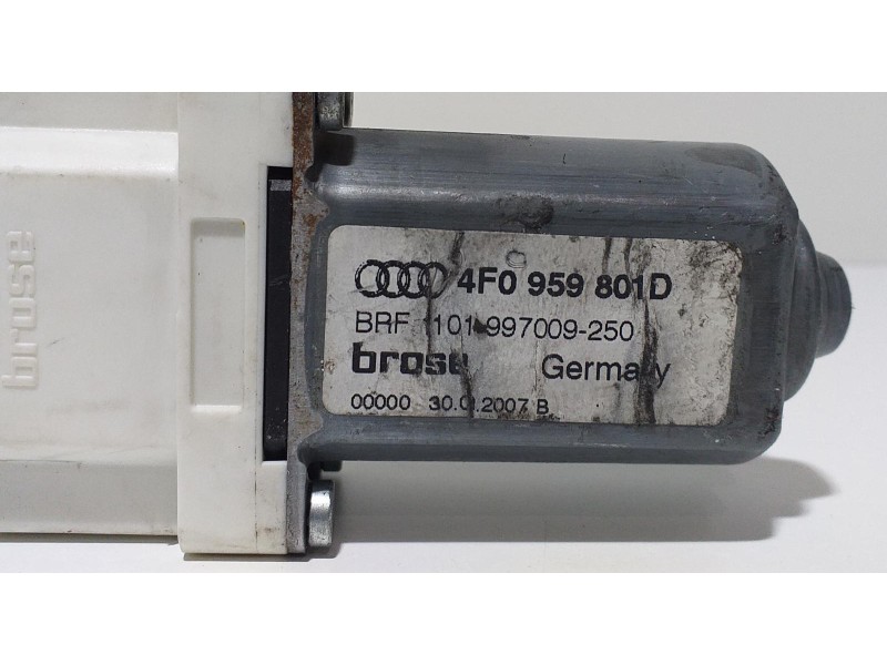 Recambio de motor elevalunas delantero izquierdo para audi a6 berlina (4f2) 3.0 tdi quattro (171kw) referencia OEM IAM 4F0959801