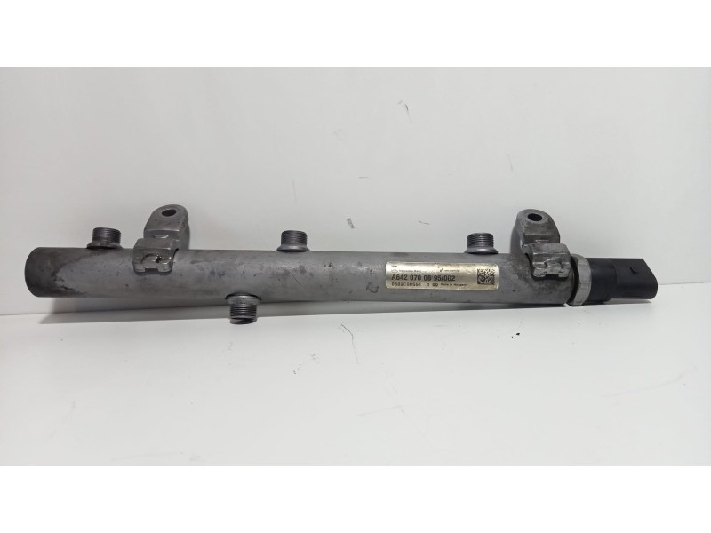 Recambio de rampa inyectora para mercedes-benz clase r (w251) 320 cdi l (251.122) referencia OEM IAM A6420700695 74185 