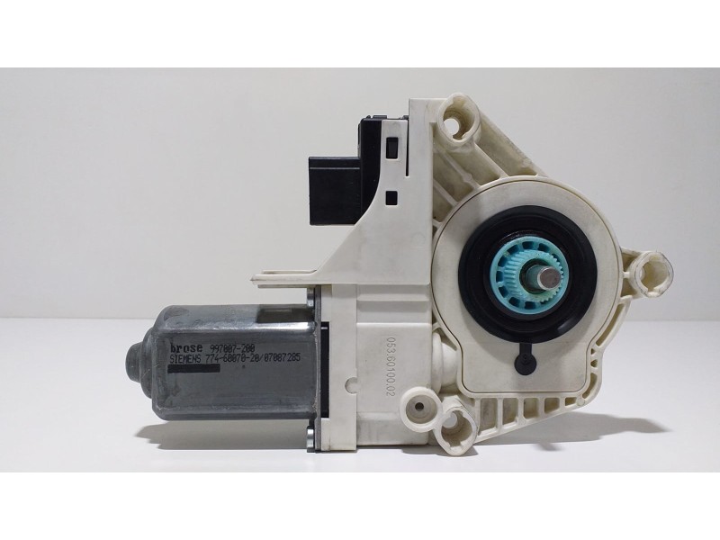 Recambio de motor elevalunas trasero izquierdo para audi a6 avant (4f5) 3.0 tdi quattro referencia OEM IAM 4F0959801C 56798 