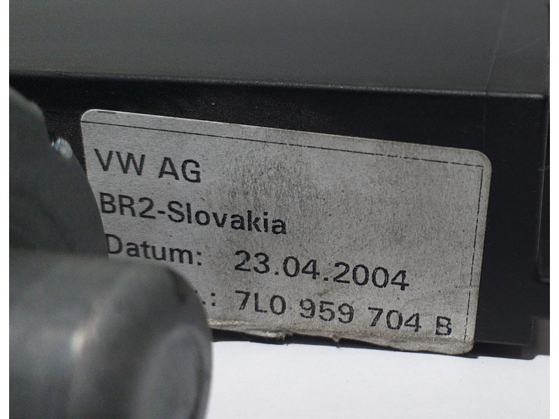 Recambio de motor elevalunas trasero derecho para volkswagen touareg (7la) tdi v10 referencia OEM IAM 7L0959704B 56799 