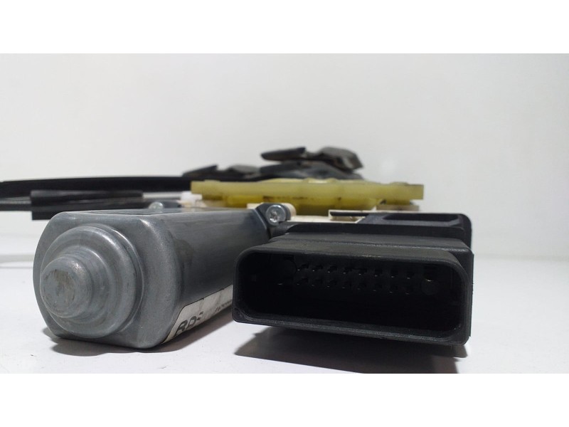 Recambio de elevalunas trasero izquierdo para seat leon (1p1) reference referencia OEM IAM 1K0959703G 67467 