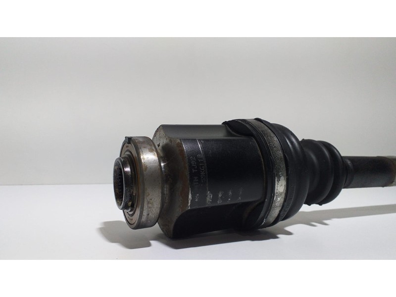 Recambio de transmision delantera derecha para renault megane ii familiar authentique confort referencia OEM IAM 8200436366 5681