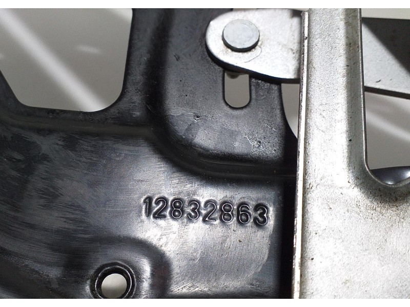 Recambio de elevalunas trasero izquierdo para saab 9-3 cabrio 2.8 t aero referencia OEM IAM 12832863 67470 