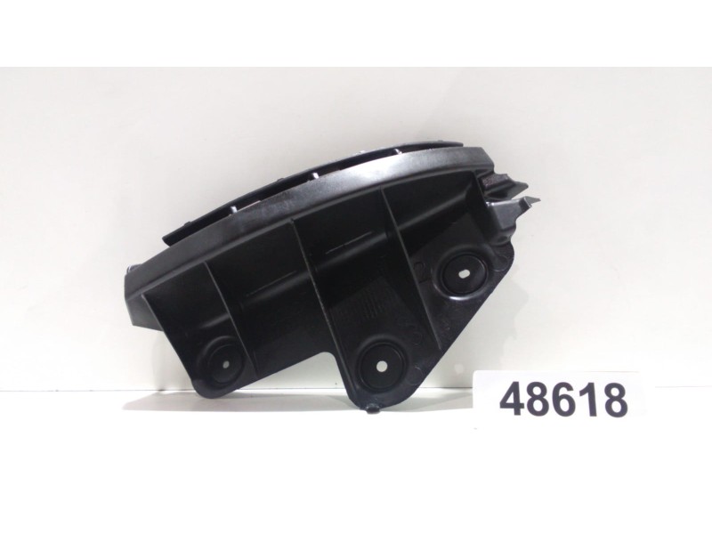 Recambio de molduras traseras para audi a3 (8p) 3.2 ambition quattro referencia OEM IAM 8P3807394A 48618 