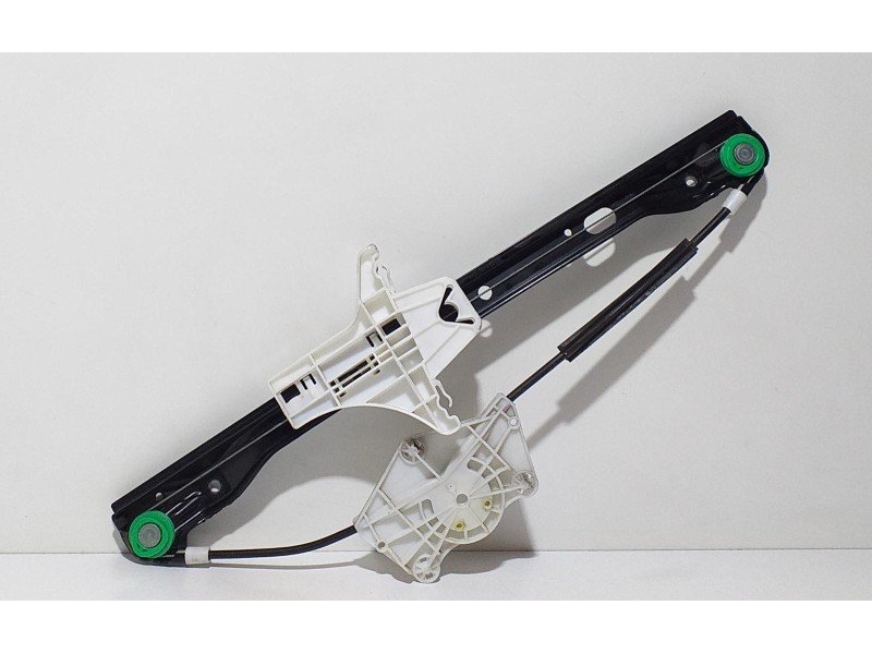 Recambio de elevalunas trasero derecho para volkswagen golf v berlina (1k1) highline referencia OEM IAM 997363 67474 