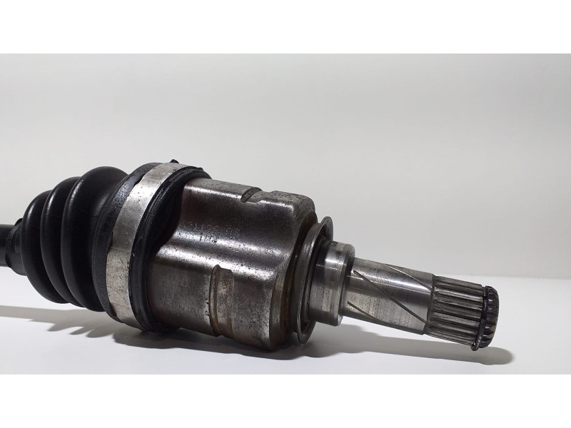 Recambio de transmision delantera izquierda para opel corsa d 1.2 cat (a 12 xel / lwd) referencia OEM IAM 13248675 56825 