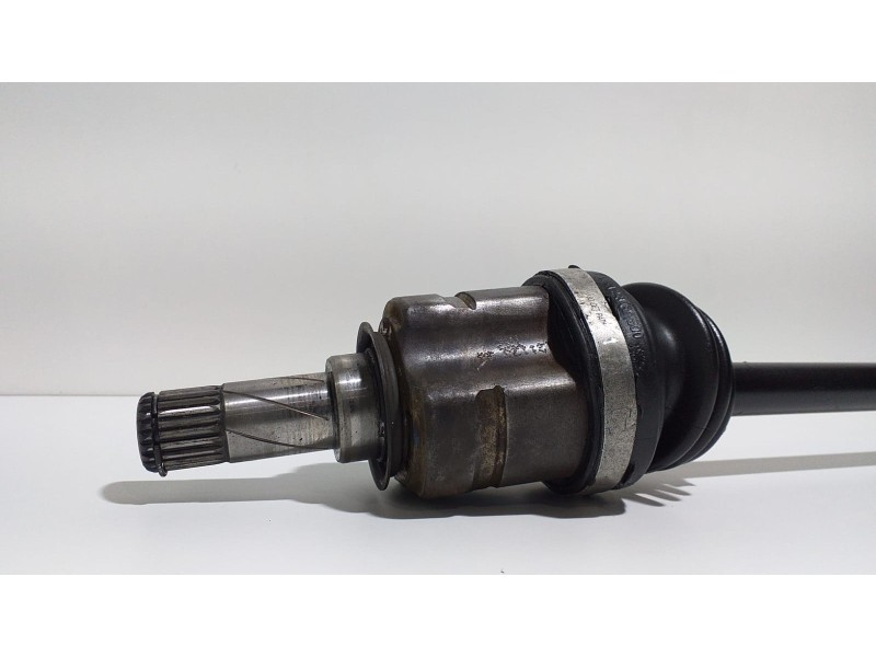 Recambio de transmision delantera derecha para opel corsa d essentia referencia OEM IAM 13248652 56826 