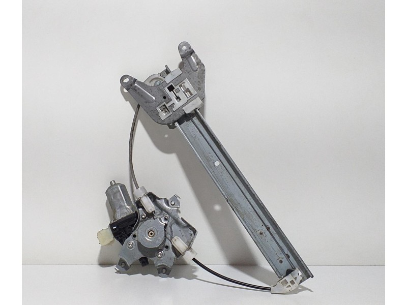 Recambio de elevalunas trasero izquierdo para nissan x-trail (t31) xe referencia OEM IAM 82731JG00A 67482 