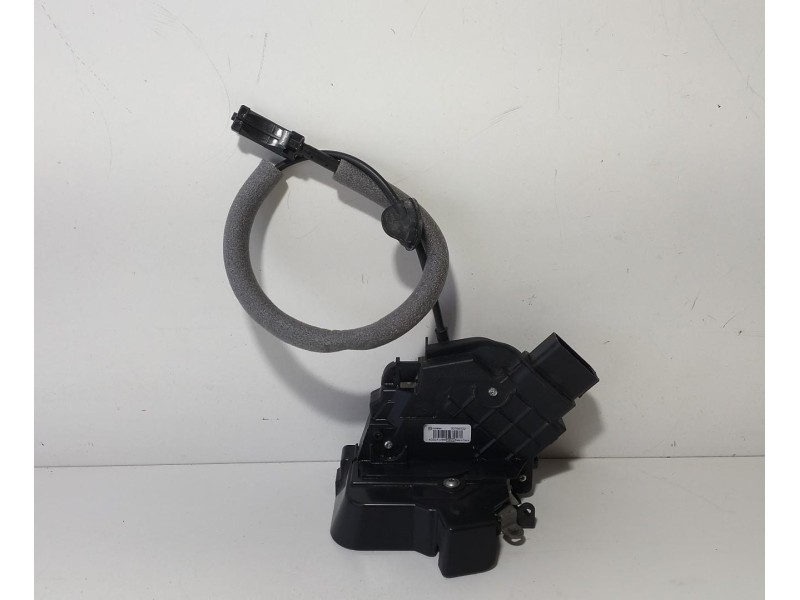 Recambio de cerradura puerta delantera derecha para volvo xc60 2.4 diesel cat referencia OEM IAM 30799302 77045 