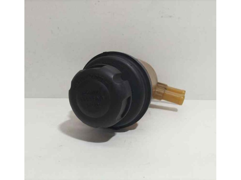 Recambio de deposito servo para hyundai tucson (jm) 2.0 crdi style referencia OEM IAM D4EA 81608 