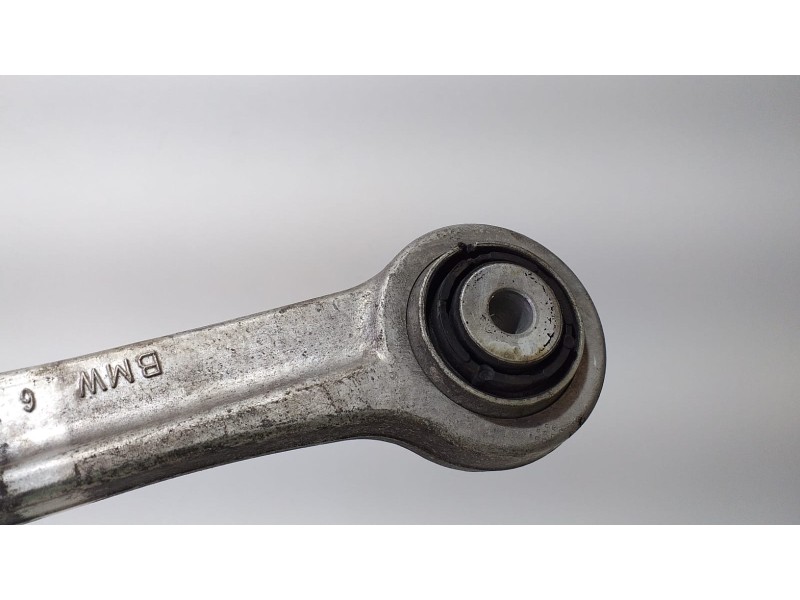 Recambio de brazo suspension superior trasero derecho para bmw x5 (e70) xdrive40d referencia OEM IAM 6770970 74216 R