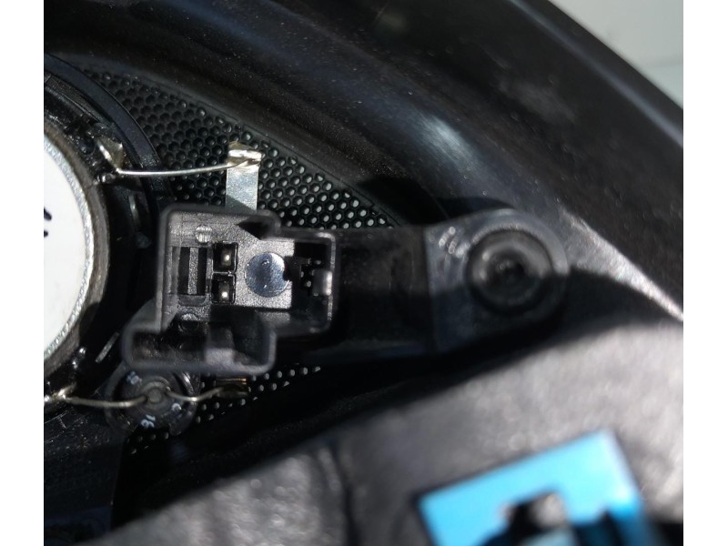 Recambio de sistema audio / radio cd para volvo xc60 2.4 diesel cat referencia OEM IAM 30781066 77048 