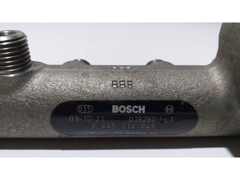 Recambio de rampa inyectora para opel astra h berlina 1.7 16v cdti referencia OEM IAM 0445214049 56899 