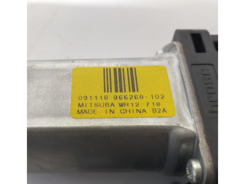 Recambio de motor elevalunas delantero izquierdo para volvo xc60 2.4 diesel cat referencia OEM IAM 966268102 77049 