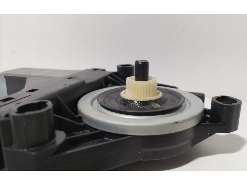 Recambio de motor elevalunas delantero derecho para volvo xc60 2.4 diesel cat referencia OEM IAM 966269102 77050 