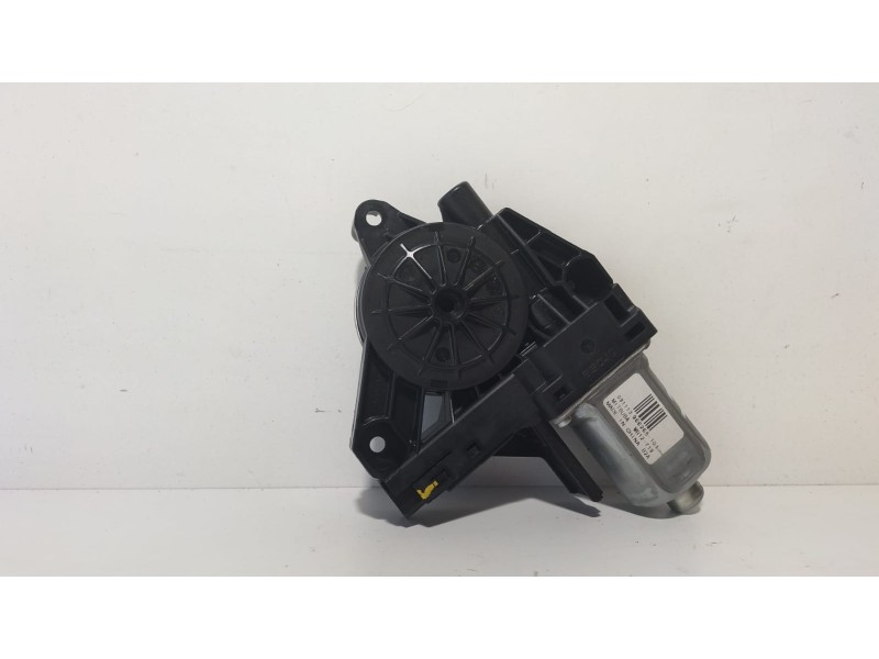 Recambio de motor elevalunas trasero izquierdo para volvo xc60 2.4 diesel cat referencia OEM IAM 966265101 77051 