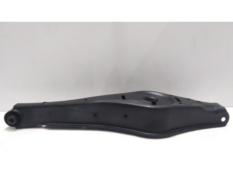 Recambio de brazo suspension inferior trasero izquierdo para audi a3 (8p) 3.2 ambition quattro referencia OEM IAM 1K0505371 4865