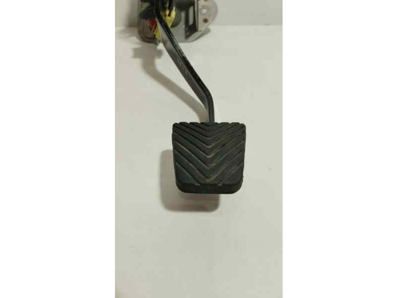 Recambio de pedal embrague para hyundai tucson (jm) 2.0 crdi style referencia OEM IAM D4EA 81624 