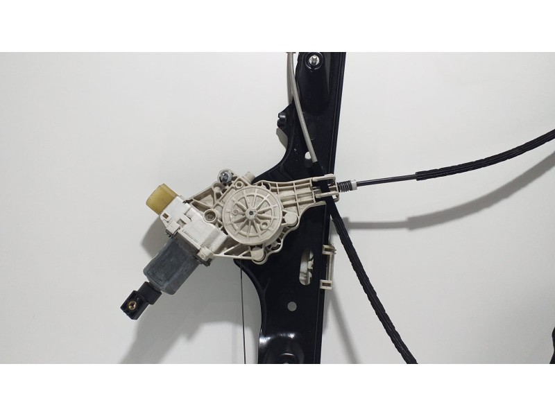 Recambio de elevalunas delantero derecho para bmw x1 (e84) sdrive 20d referencia OEM IAM 51332990386 56948 