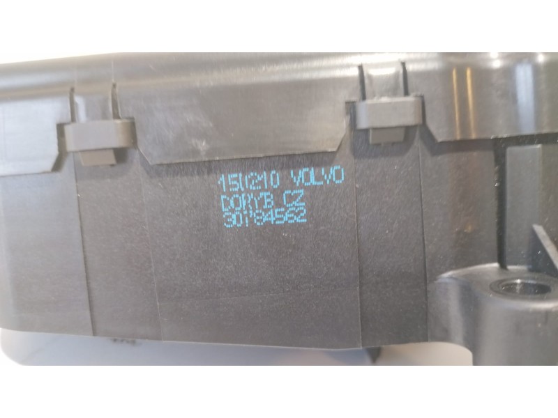 Recambio de motor cierre centralizado porton para volvo xc60 2.4 diesel cat referencia OEM IAM 30784562 77054 