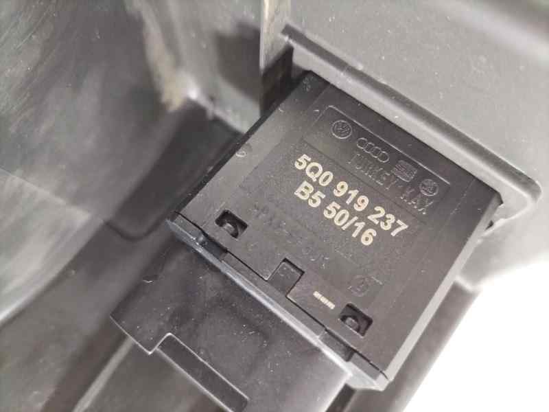 Recambio de guantera para seat leon (5f1) reference referencia OEM IAM 5F1857095H 83789 