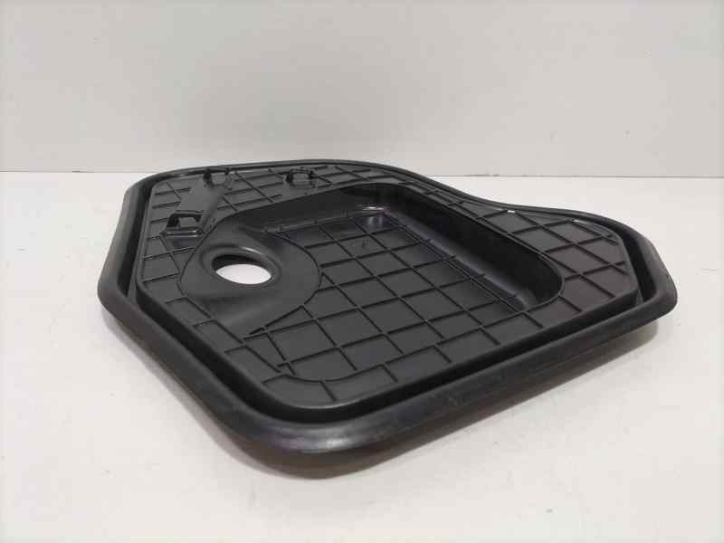 Recambio de molduras delanteras para seat leon (5f1) reference referencia OEM IAM 5F4837916B 83791 