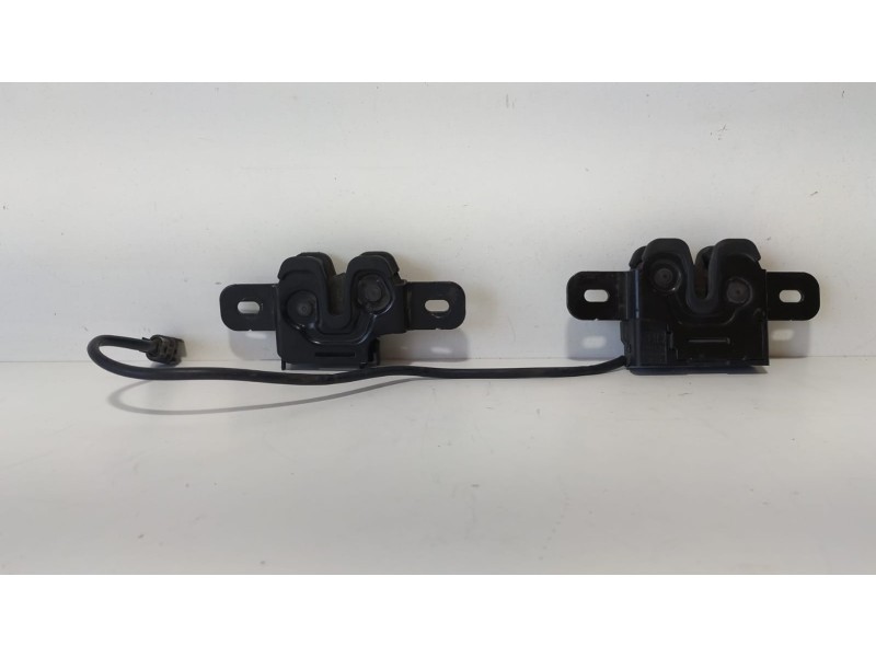 Recambio de cerradura maletero / porton para volvo xc60 2.4 diesel cat referencia OEM IAM 31298611 77067 