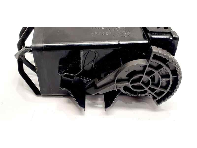 Recambio de salpicadero para nissan x-trail (t30) comfort plus referencia OEM IAM 68750EQ000 43822 