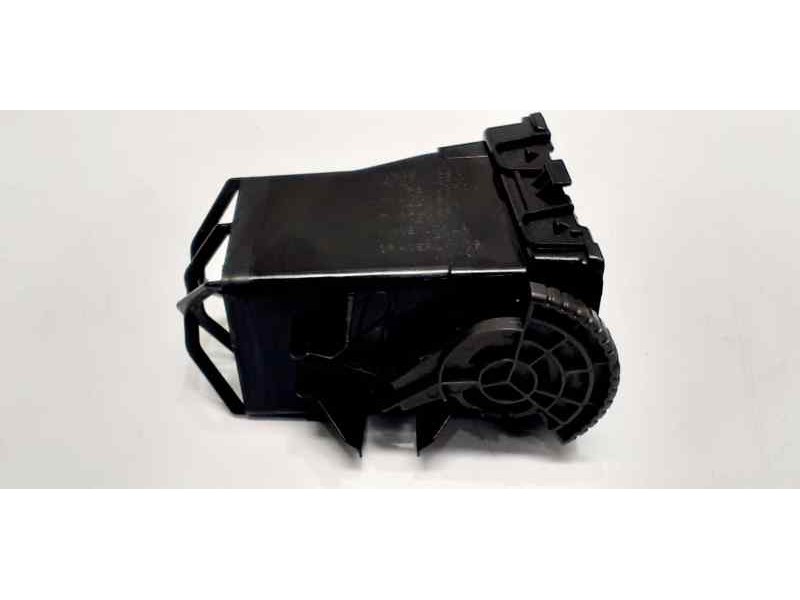 Recambio de salpicadero para nissan x-trail (t30) comfort plus referencia OEM IAM 68750EQ000 43822 