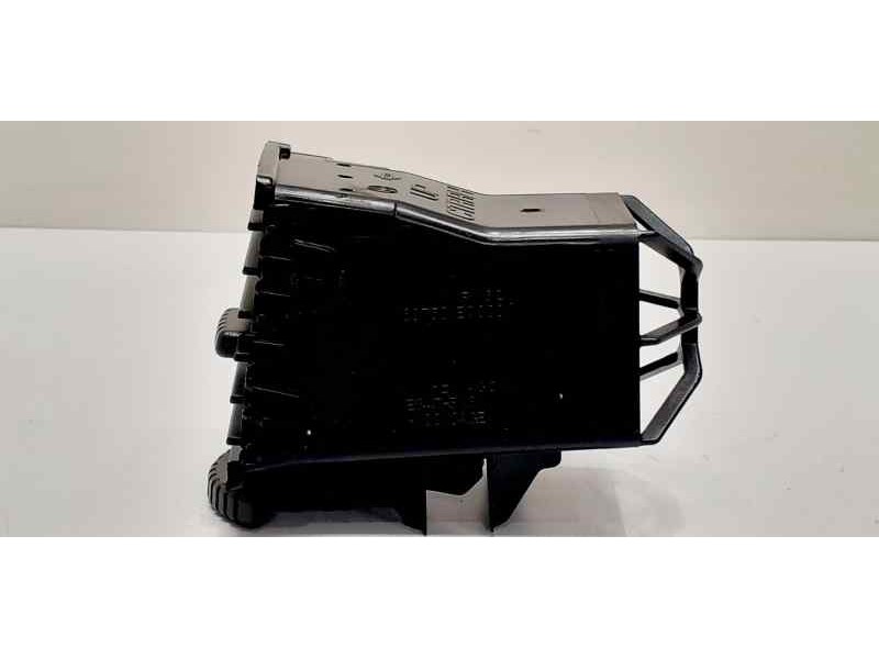 Recambio de salpicadero para nissan x-trail (t30) comfort plus referencia OEM IAM 68750EQ000 43822 