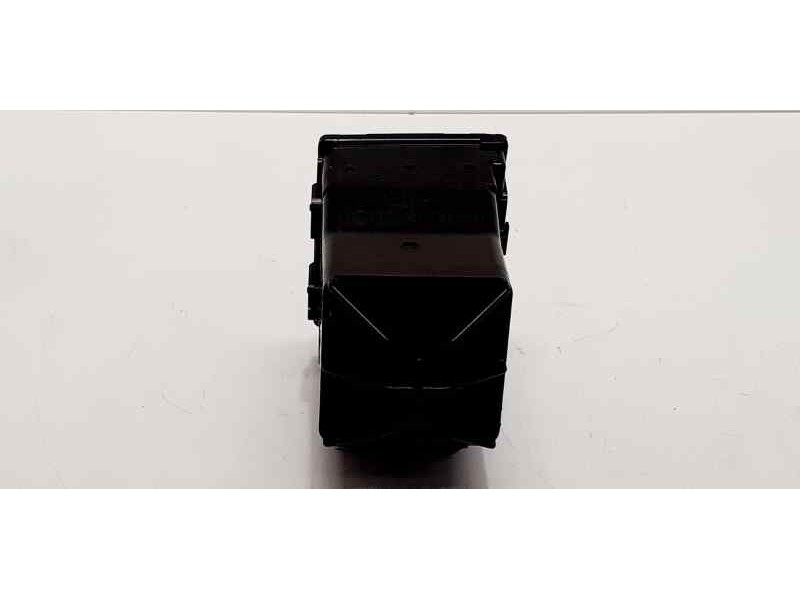 Recambio de salpicadero para nissan x-trail (t30) comfort plus referencia OEM IAM 68750EQ000 43822 