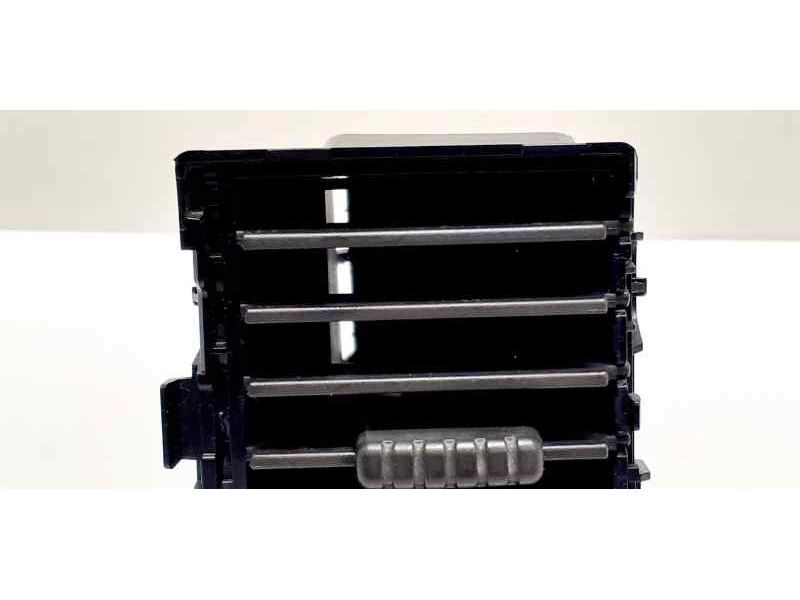 Recambio de salpicadero para nissan x-trail (t30) comfort plus referencia OEM IAM 68750EQ000 43822 