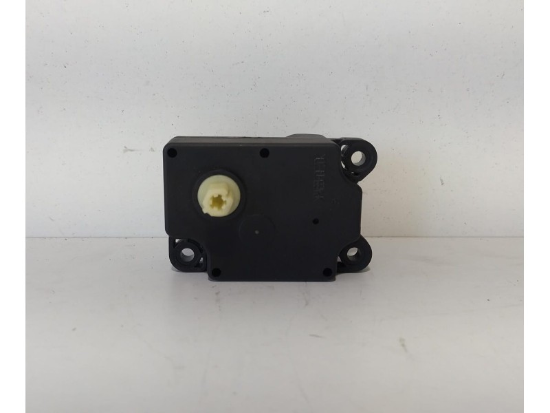 Recambio de motor apertura trampillas climatizador para volvo xc60 2.4 diesel cat referencia OEM IAM 6G9N19E616BA 77070 