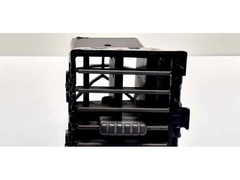 Recambio de salpicadero para nissan x-trail (t30) comfort plus referencia OEM IAM 68751EQ000 43823 