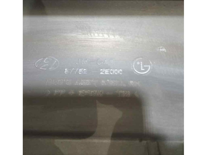 Recambio de estribo para hyundai tucson (jm) 2.0 crdi style referencia OEM IAM 877522E000 81524 