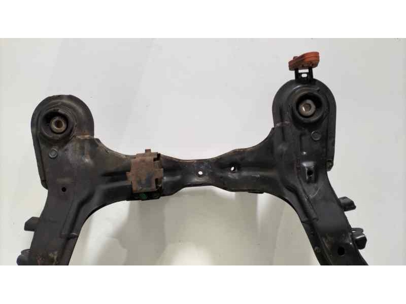 Recambio de puente delantero para hyundai tucson (jm) 2.0 crdi style referencia OEM IAM 624052E050 81526 