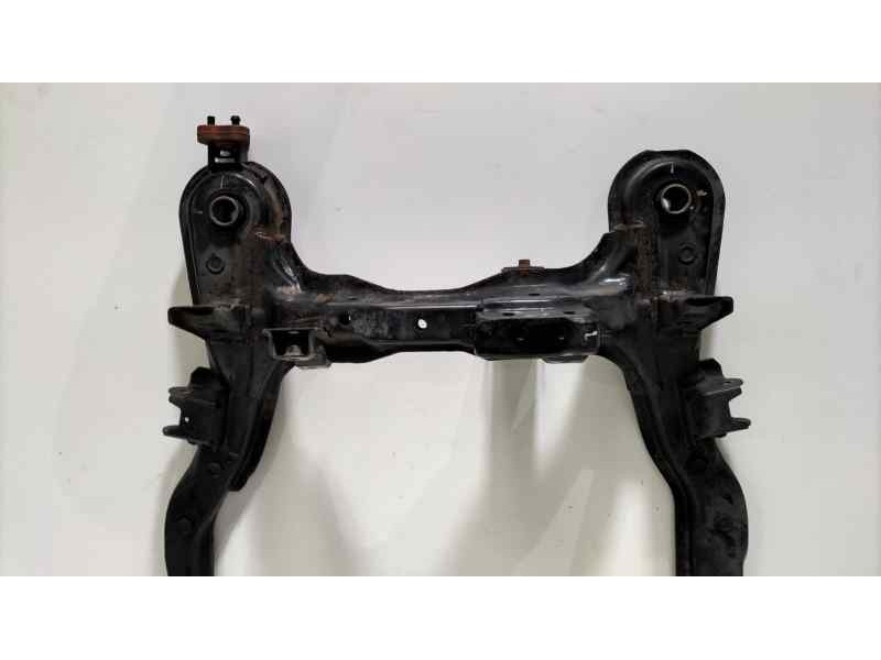 Recambio de puente delantero para hyundai tucson (jm) 2.0 crdi style referencia OEM IAM 624052E050 81526 