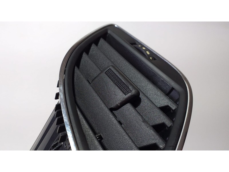 Recambio de rejilla aireadora para seat leon sc (5f5) emoción referencia OEM IAM 5F1820902 74309 R