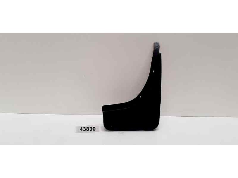 Recambio de faldon trasero para nissan x-trail (t30) comfort plus referencia OEM IAM 788128H300 43830 