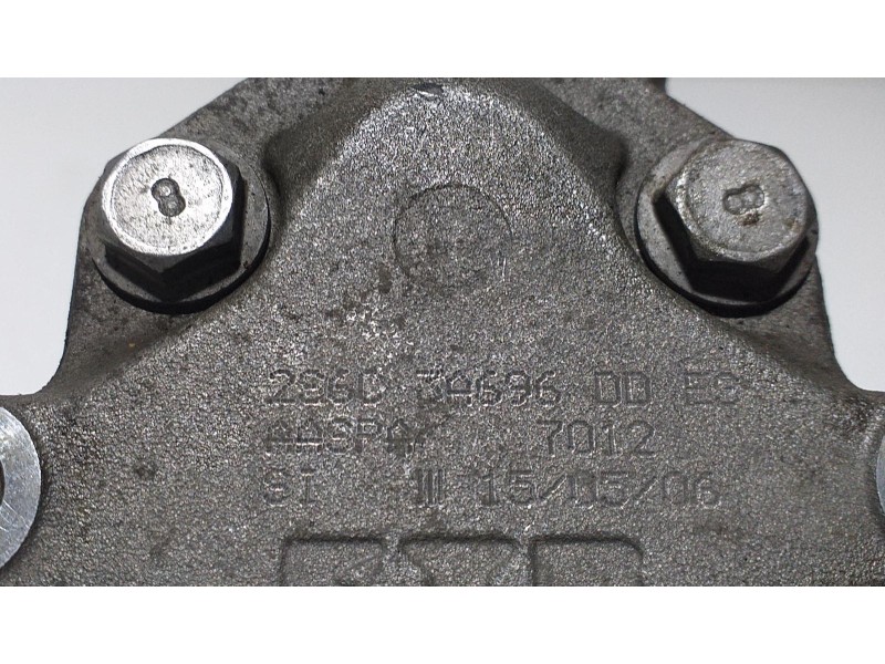 Recambio de bomba direccion para ford fusion (cbk) 1.4 tdci cat referencia OEM IAM 2S6C3A696DD 67548 