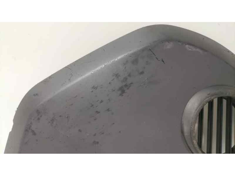 Recambio de molduras delanteras para volkswagen touareg (7la) tdi v10 referencia OEM IAM 7L6857176G 81537 