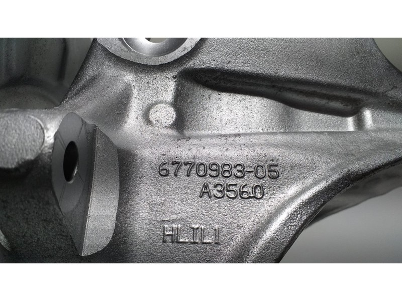 Recambio de mangueta trasera izquierda para bmw x5 (e70) 3.0d referencia OEM IAM 6770983 60579 