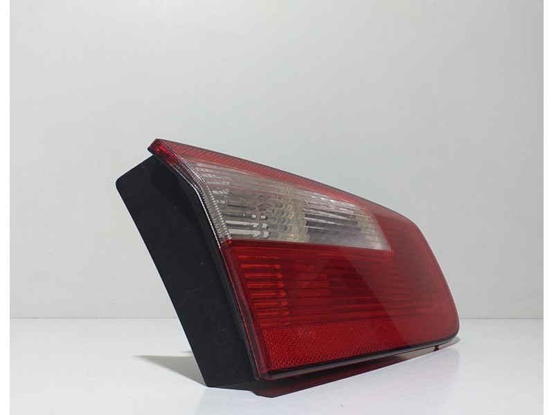 Recambio de piloto trasero izquierdo interior para renault laguna ii (bg0) authentique referencia OEM IAM 8200002475 67556 