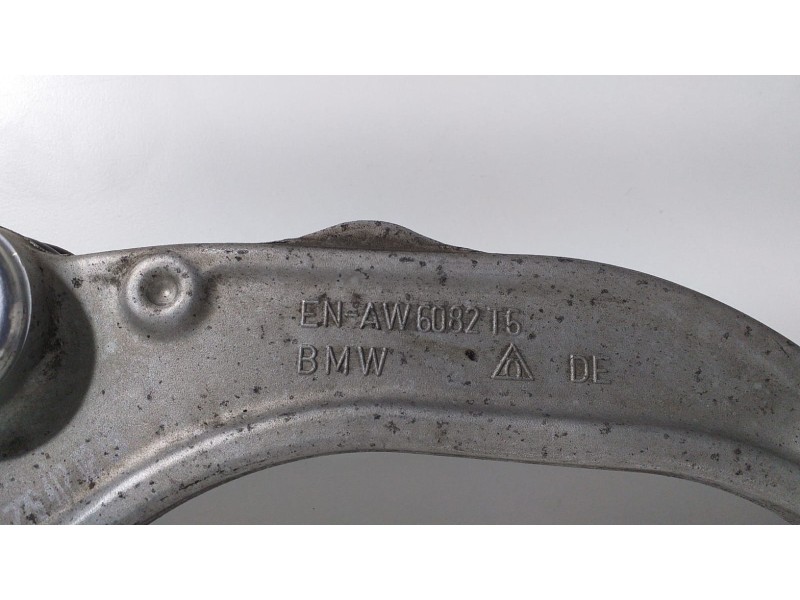 Recambio de brazo suspension superior delantero izquierdo para bmw x5 (e70) 3.0d referencia OEM IAM AW6082T6 60582 