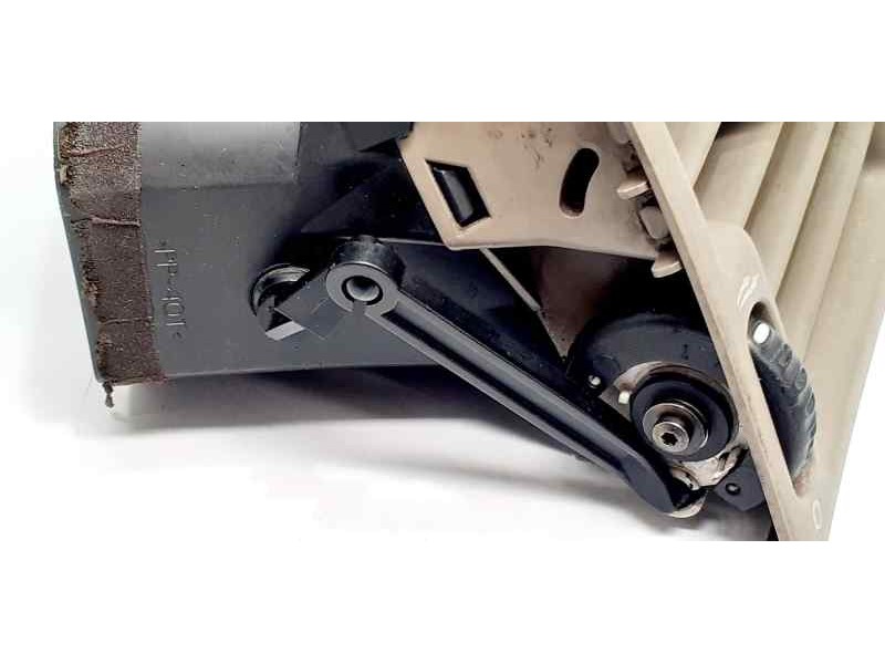 Recambio de rejilla aireadora para volvo xc90 2.4 d summum geartronic (5 asientos) referencia OEM IAM 3409399 43904 