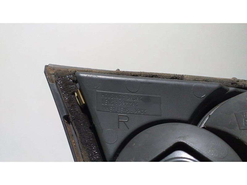 Recambio de piloto trasero derecho interior para mazda 6 berlina (gg) 2.0 crtd 136 active (4-ptas.) referencia OEM IAM 22661971 