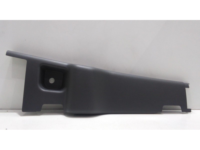 Recambio de molduras delanteras para iveco daily caja cerrada (1999 =>) 35 - c 13 caja cerrada, techo elevado referencia OEM IAM