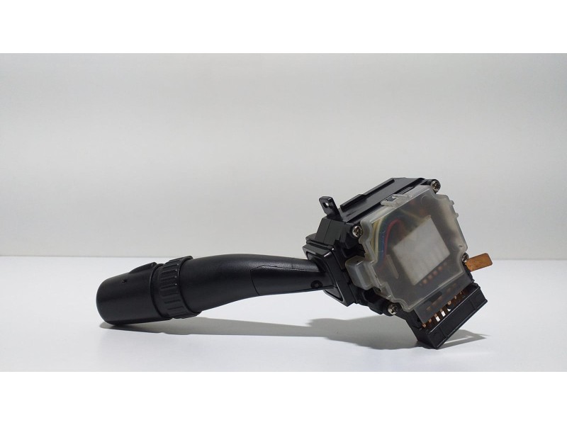 Recambio de mando limpia para hyundai tucson (jm) 2.0 crdi comfort (4wd) referencia OEM IAM 934202E015 57013  Recambio de mando limpia para hyundai tucson (jm) 2.0 crdi comfort (4wd) referencia OEM IAM 934202E015 57013